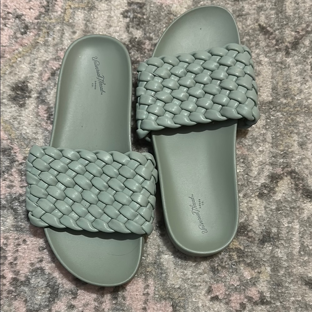 Universal Thread Woven Slide Sandals - Sage Green